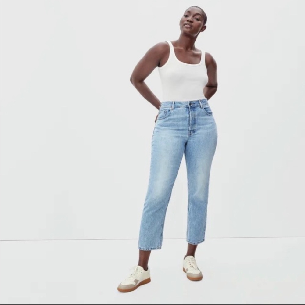 Everlane Light Wash High-Rise Straight Crop Jeans